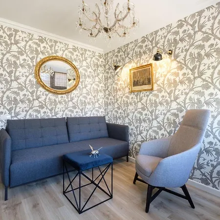 R22 Boutique Apartments *
